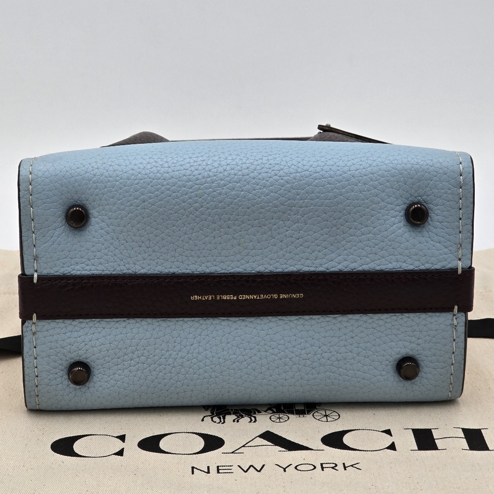 Coach Pebble Leather Cashin Carry Tote 22 In Colorblock, EUC - Picture 4 of 16